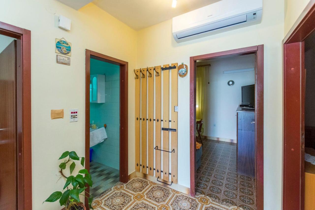 Apartment Lele Primošten المظهر الخارجي الصورة